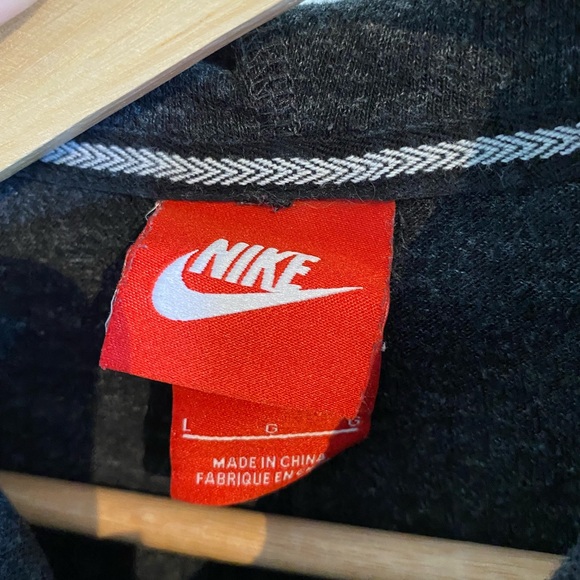 Veste grise nike - Picture 3 of 4